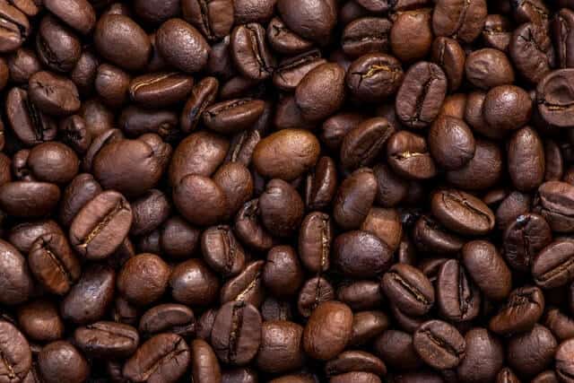 Arabica vs Robusta Coffee: Which is Better?