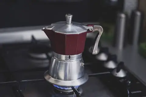 Moka Pot vs Percolator – Which Makes Better Coffee?